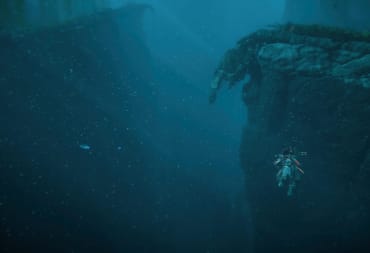 Aloy swimming through an underwater canyon in Horizon Forbidden West 